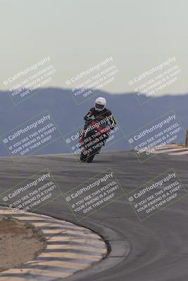 media/Sep-21-2025-Race Pace (Sun) [[98bf33ef95]]/Non Verified/1-Turns 9 and 10 (8am)/